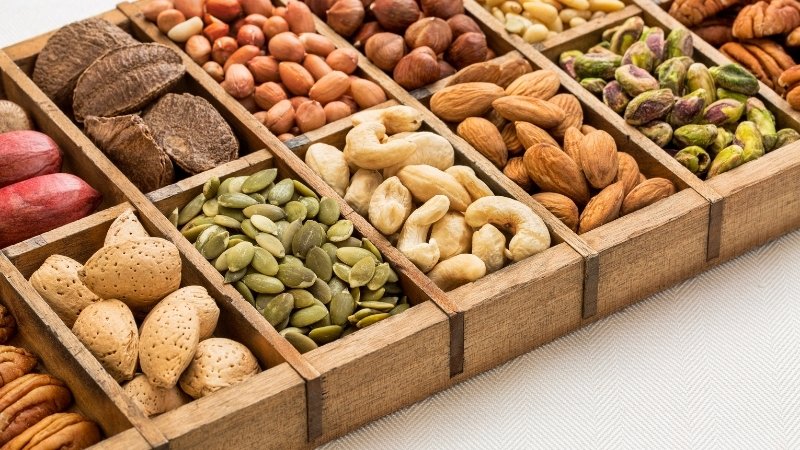 Giá hạt dẻ cười không tẩy trắng tại Việt Nam